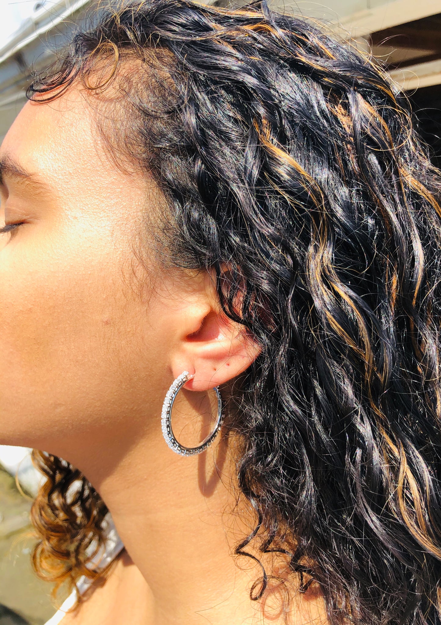 Breezy Hoop